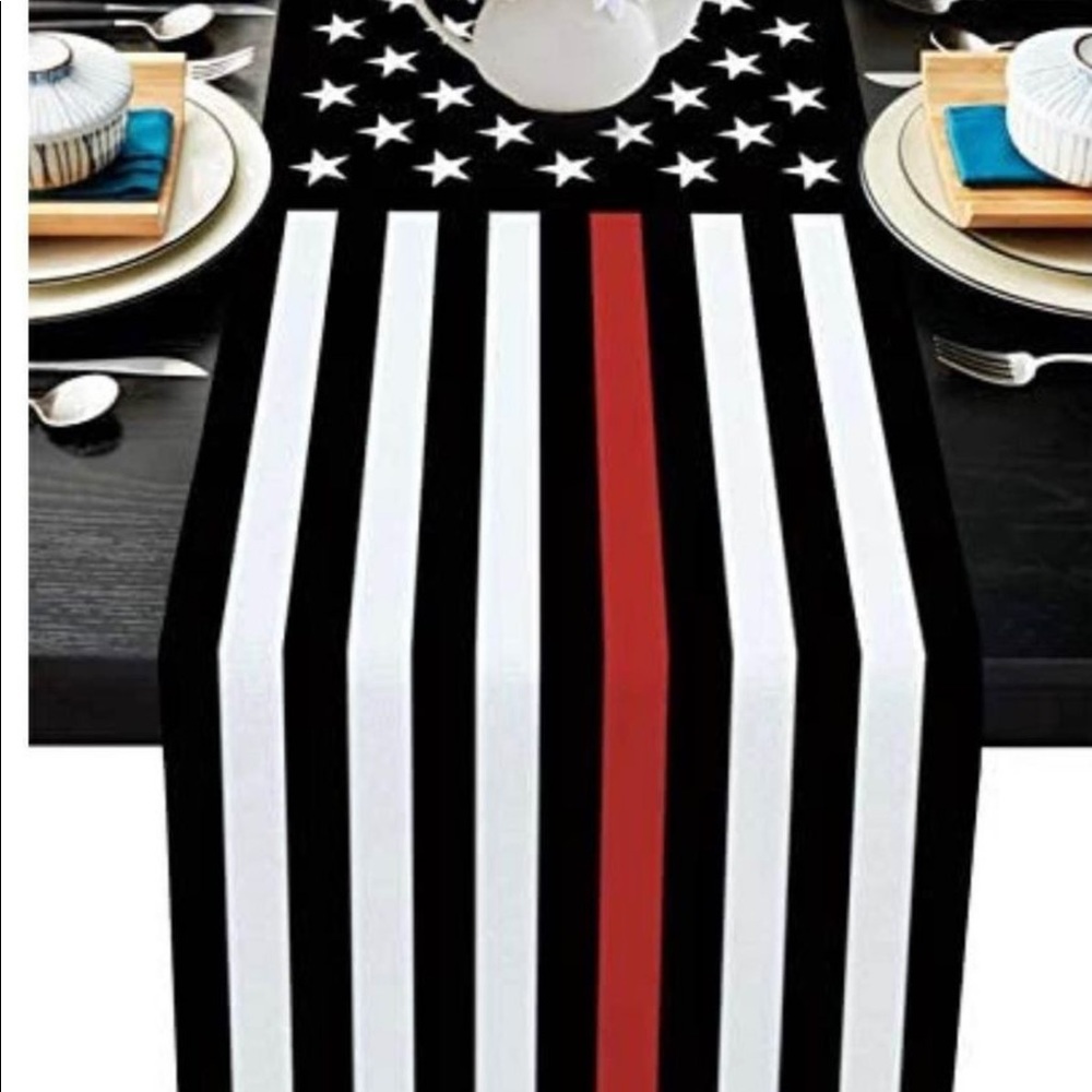 Red line flag Table runner and napkins